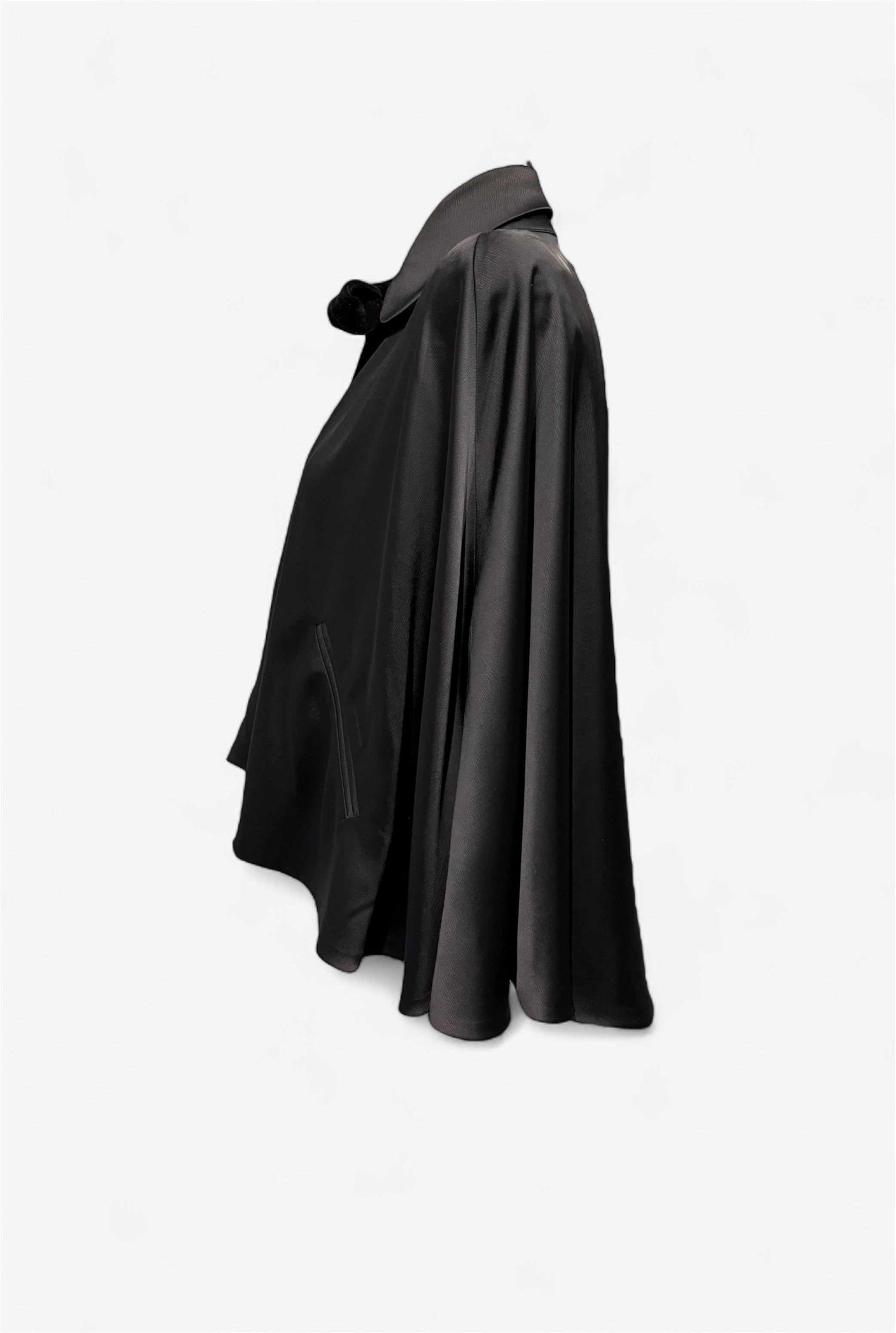 SILK CAPE WITH VELVET BOW-TIE