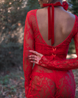 ROBE ROUGE EN DENTELLE