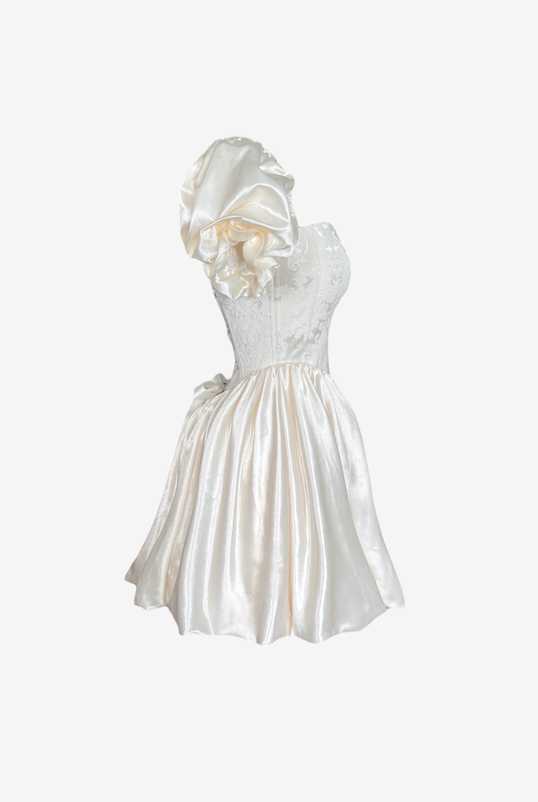 IVORY BALLOON DRESS